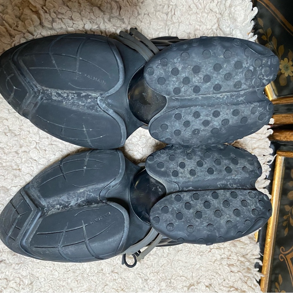 Balmain Unicorn Low-Top Sneakers - Picture 5 of 11